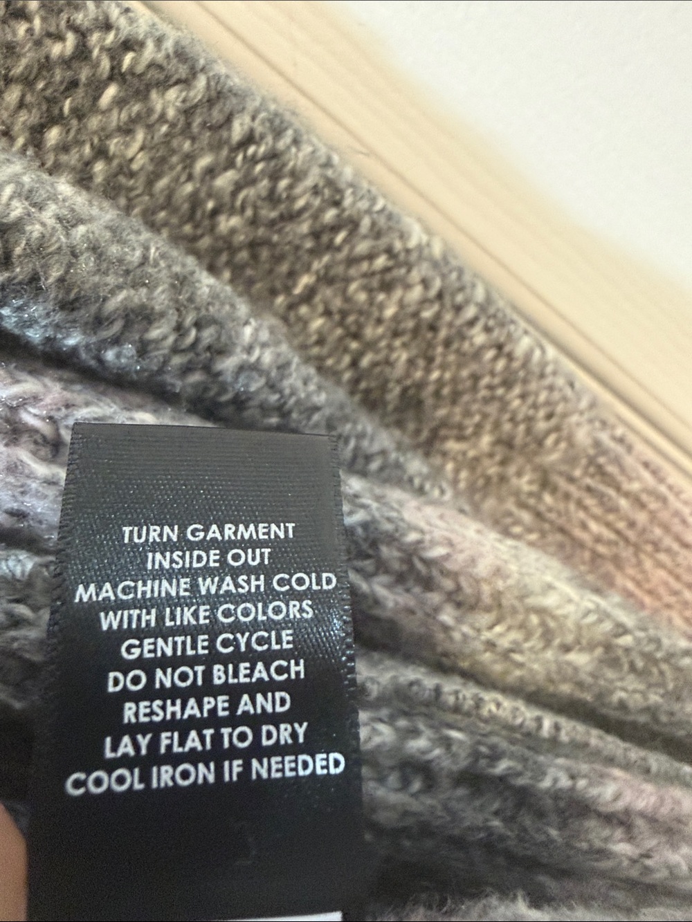 Torrid Pink and Gray Open Front Ombre Sweater Size 2X - Picture 4 of 5